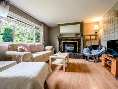 4120 Quadra Street - 3