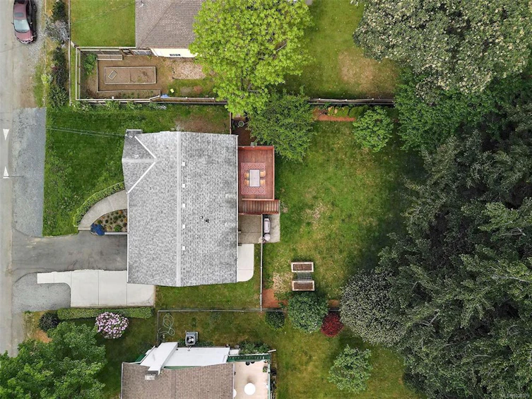 550 Ledsham Road, Colwood, BC, V9C 1J8 - 30