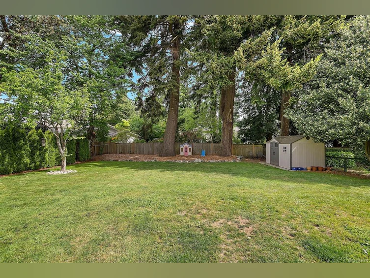 550 Ledsham Road, Colwood, BC, V9C 1J8 - 3