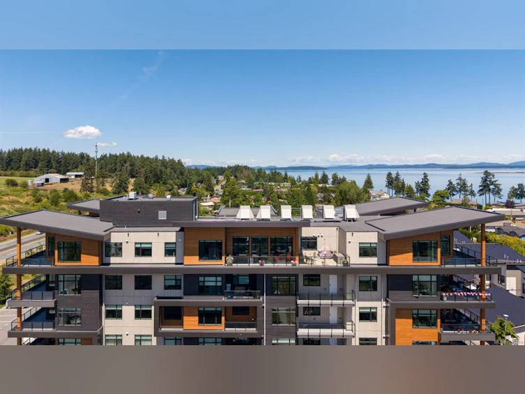 603-2520 Hackett Crescent, Central Saanich, BC, V8M 0B9