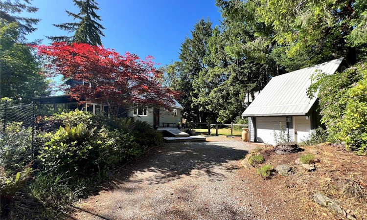 130 Lawnhill Drive