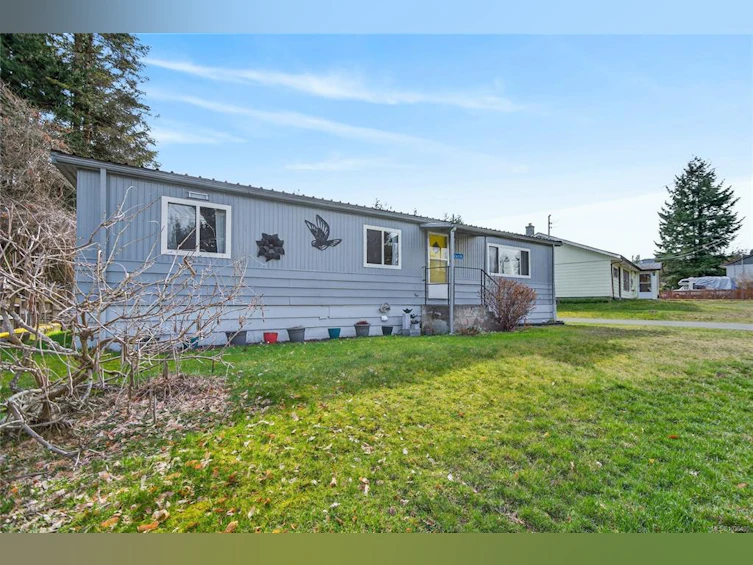 2619 Ulverston Avenue, Cumberland, BC, V0R 1S0