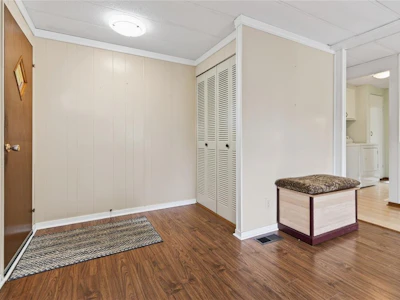 2619 Ulverston Avenue - 3