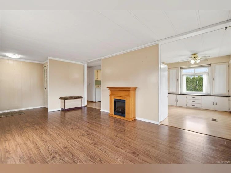 2619 Ulverston Avenue, Cumberland, BC, V0R 1S0 - 6