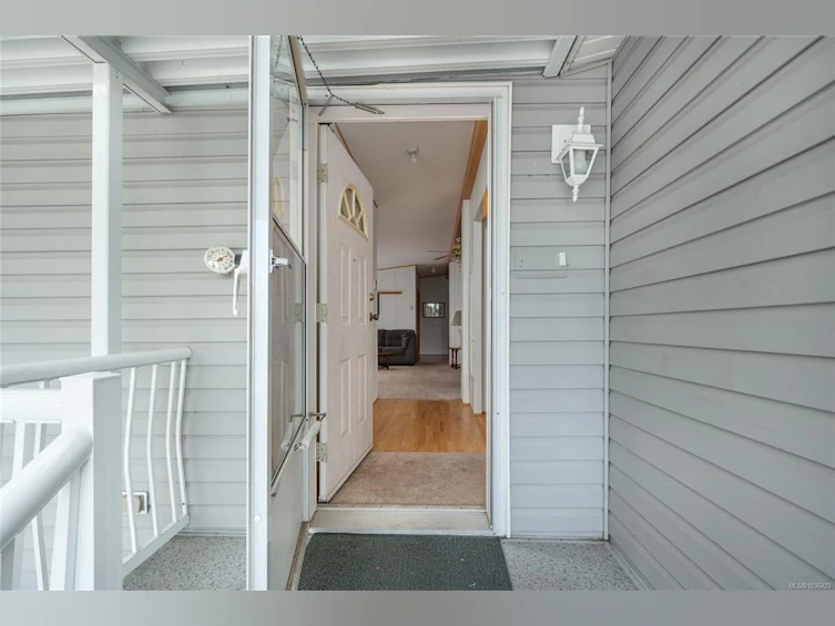 1839 Becca May Lane, Nanaimo, BC, V9R 6N1 - 4