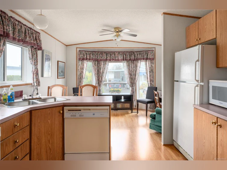 1839 Becca May Lane, Nanaimo, BC, V9R 6N1 - 17