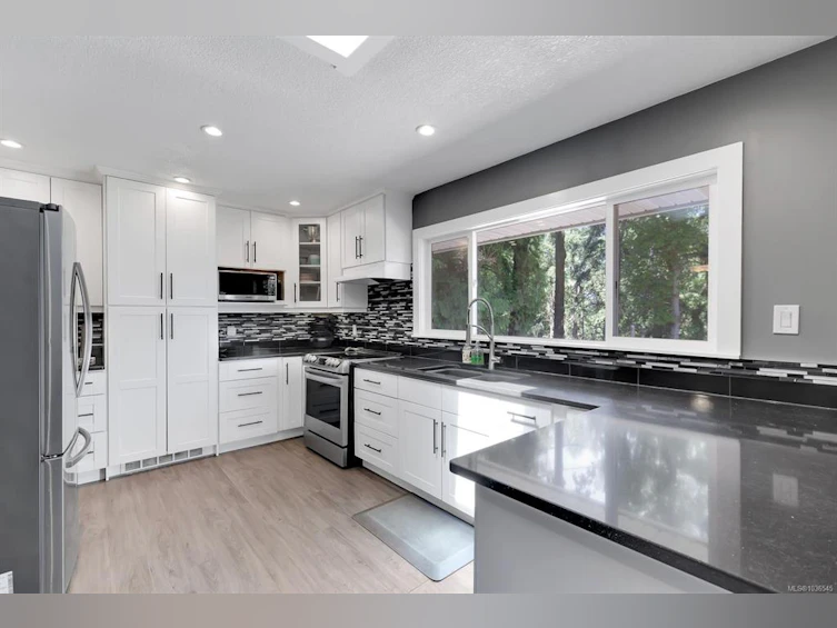 261 Frankies Place, Nanaimo, BC, V9R 6V4 - 11