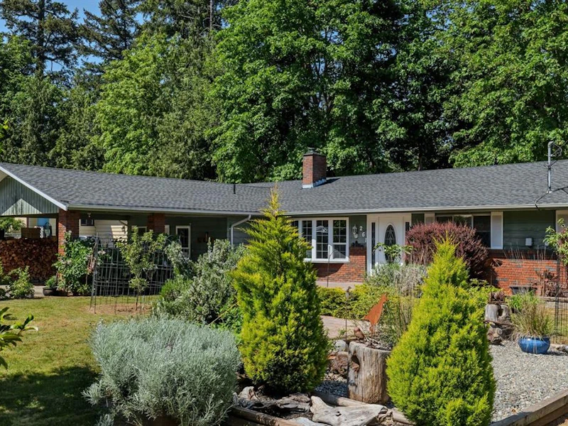 261 Frankies Place, Nanaimo BC V9R 6V4