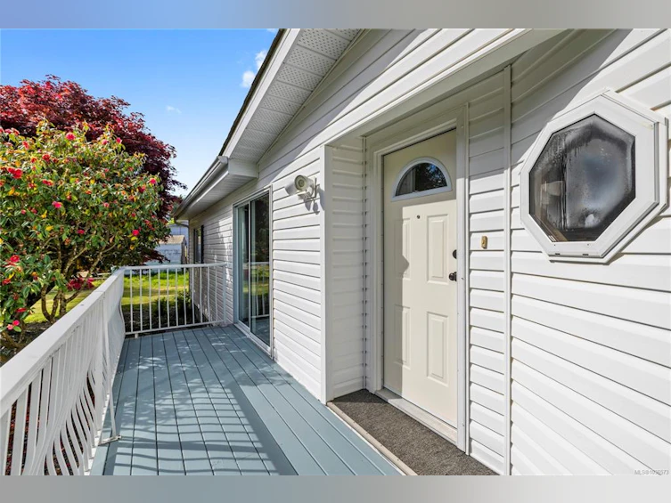 661 N Barclay Crescent, French Creek, BC, V9P 1X8 - 35