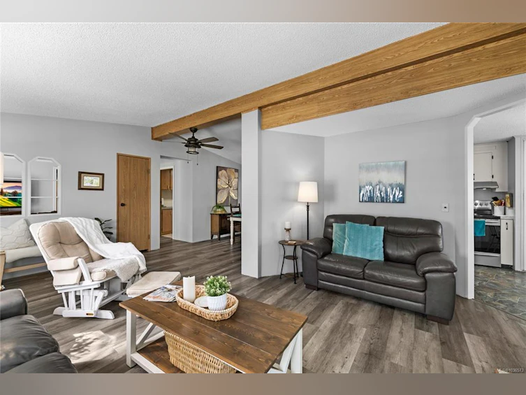 661 N Barclay Crescent, French Creek, BC, V9P 1X8 - 38
