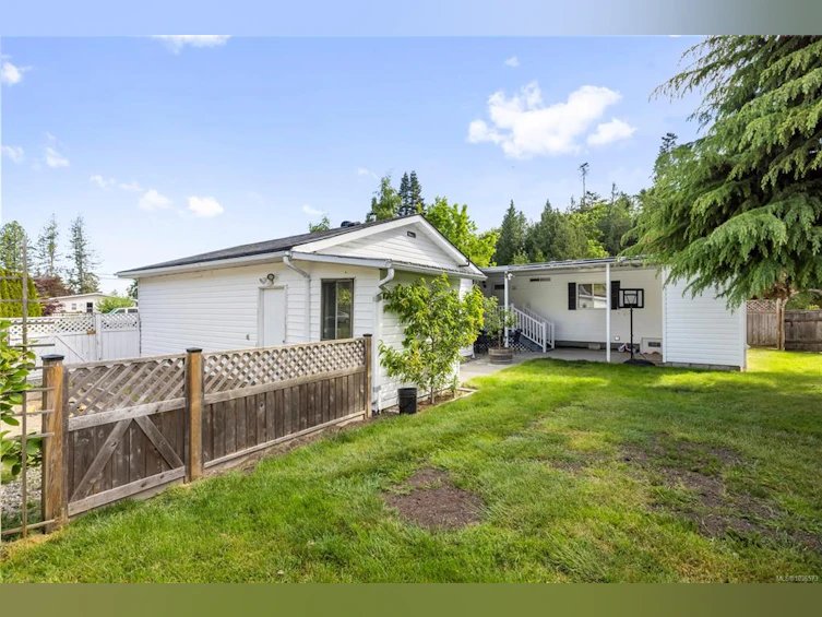 661 N Barclay Crescent, French Creek, BC, V9P 1X8 - 30