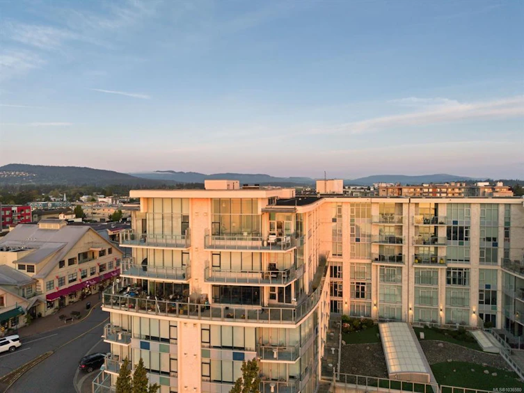 708-9809 Seaport Place, Sidney, BC, V8L 0A5 - 32