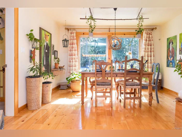 1860 Ashling Road, Qualicum Beach, BC, V9K 2V1 - 6