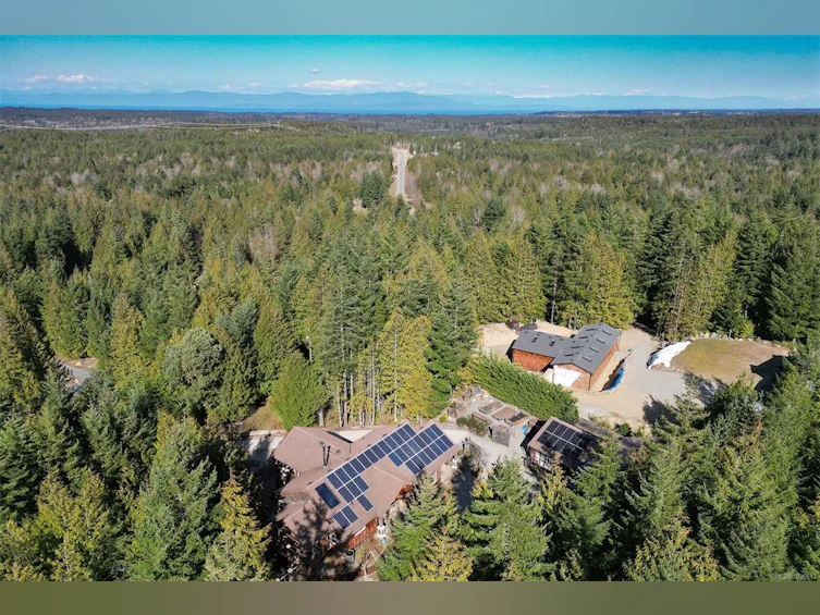 1860 Ashling Road, Qualicum Beach, BC, V9K 2V1 - 17