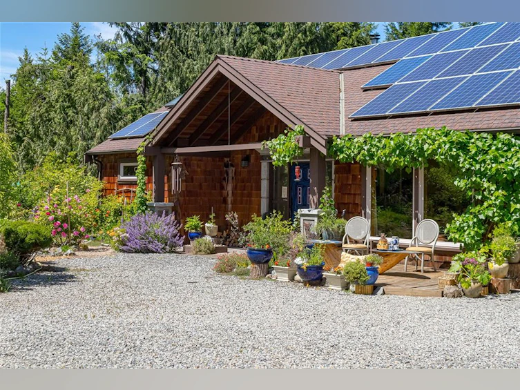 1860 Ashling Road, Qualicum Beach, BC, V9K 2V1 - 13