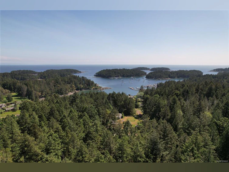 3070 Fairbairn Road, Gabriola Island, BC, V0R 1X7 - 6