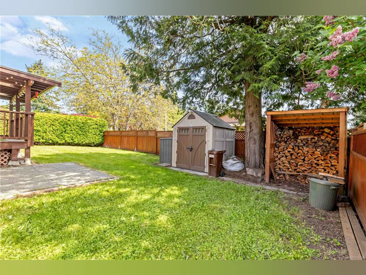 7725 Azurene Place, Central Saanich, BC, V8M 1T1 - 42