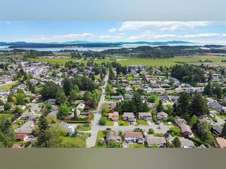 7725 Azurene Place, Central Saanich, BC, V8M 1T1 - 58