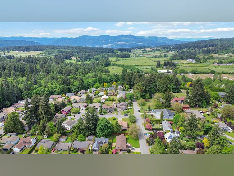 7725 Azurene Place, Central Saanich, BC, V8M 1T1 - 55