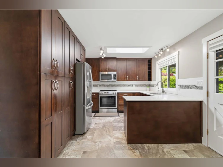 7725 Azurene Place, Central Saanich, BC, V8M 1T1 - 16