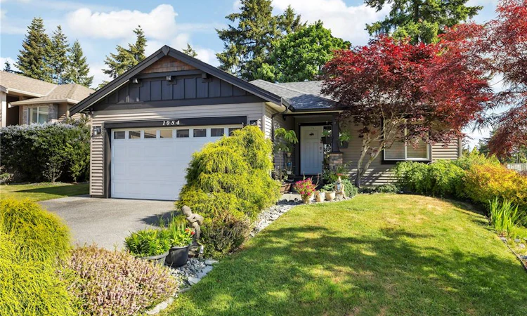 1054 Southwood Drive