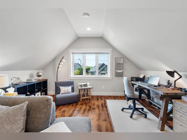 694 Lowry's Road, French Creek, BC, V9P 0C5 - 21