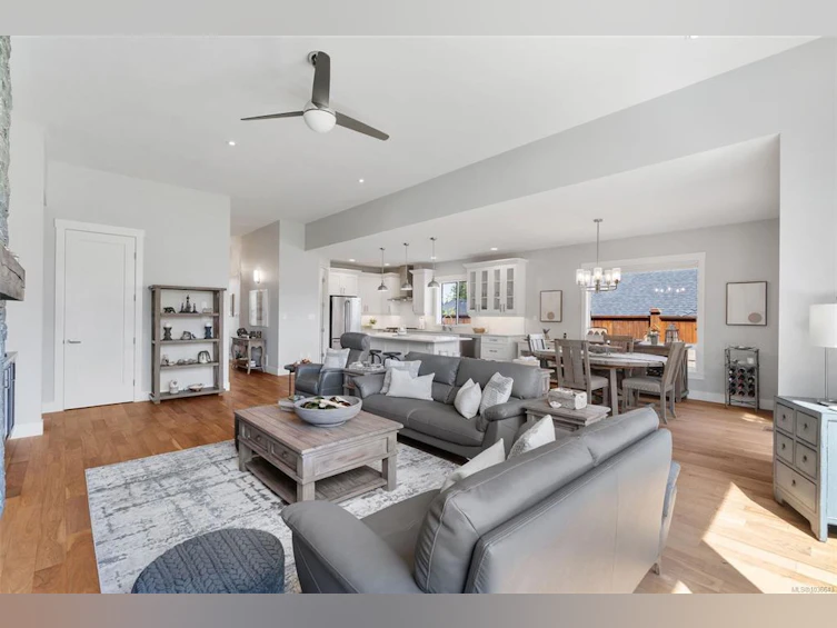 694 Lowry's Road, French Creek, BC, V9P 0C5 - 37