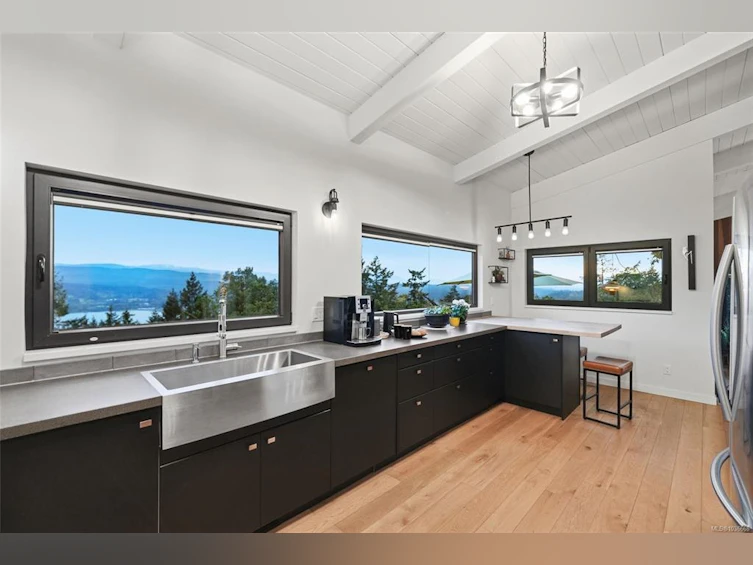 2399 Chain Way, Nanoose, BC, V9P 9G2 - 5