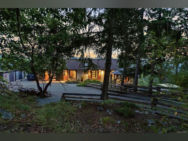 2399 Chain Way, Nanoose, BC, V9P 9G2 - 72