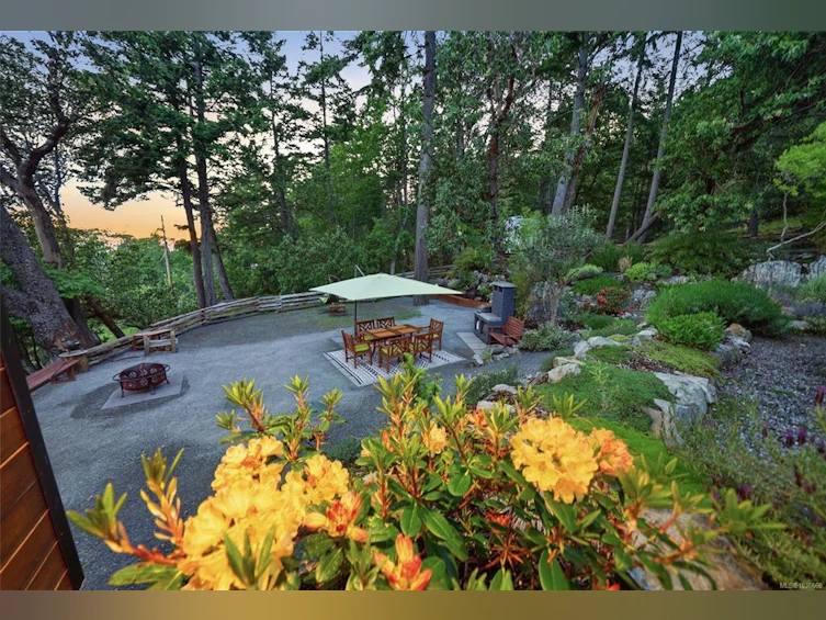2399 Chain Way, Nanoose, BC, V9P 9G2 - 8