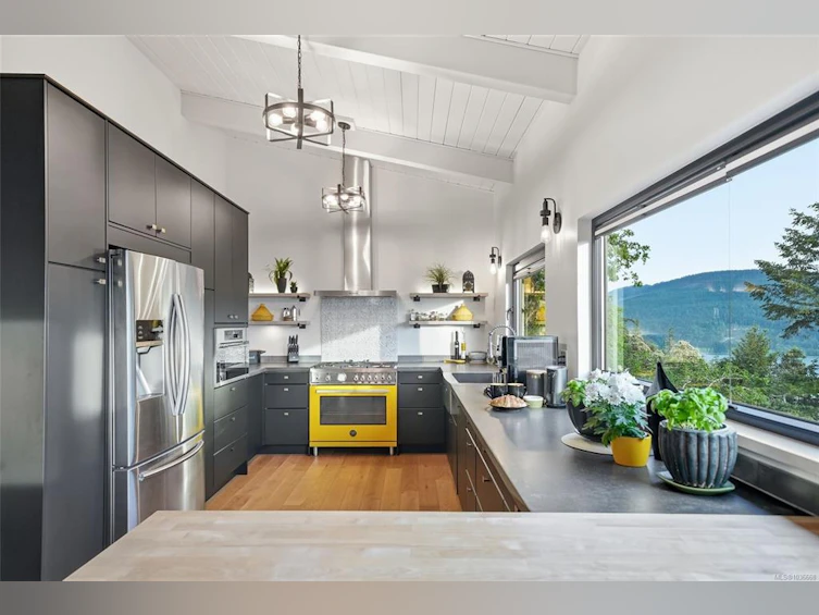 2399 Chain Way, Nanoose, BC, V9P 9G2 - 32