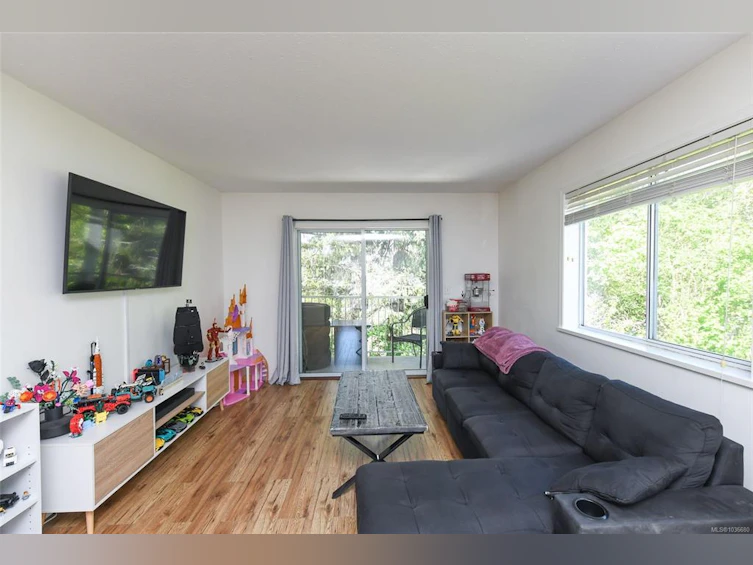 204-220 Back Road, Courtenay, BC, V9N 3W6 - 3