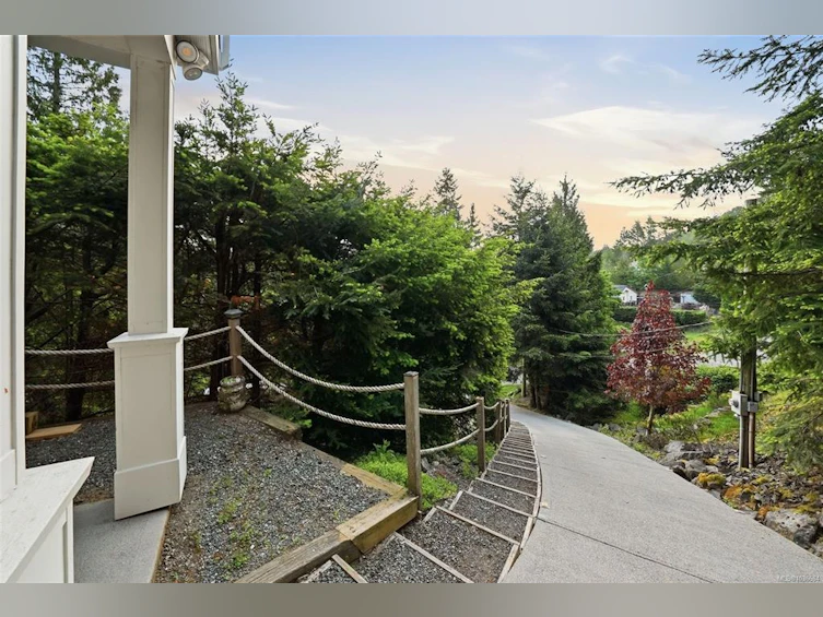 1973 Harlequin Crescent, Nanoose, BC, V9P 9J2 - 11