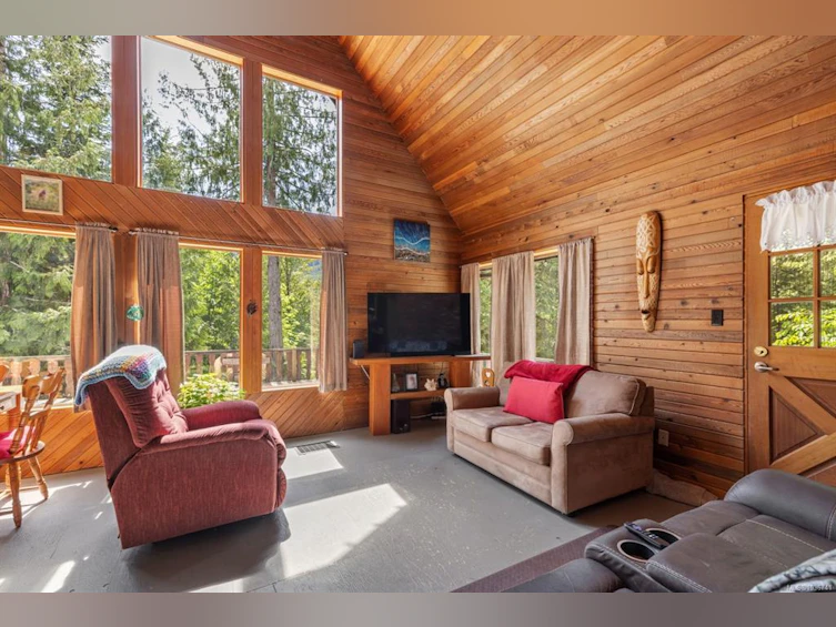 5950 Heger Crescent, Lake Cowichan, BC, V0R 2G0 - 13
