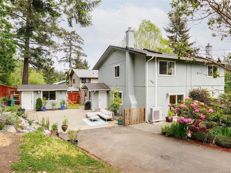 188 Atkins Road, View Royal BC V9B 2Z8