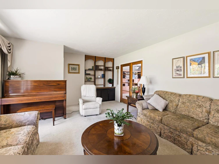 6067 Lakes Road, Duncan, BC, V9L 4J3 - 21
