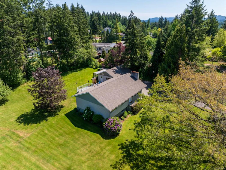 6067 Lakes Road, Duncan, BC, V9L 4J3 - 42
