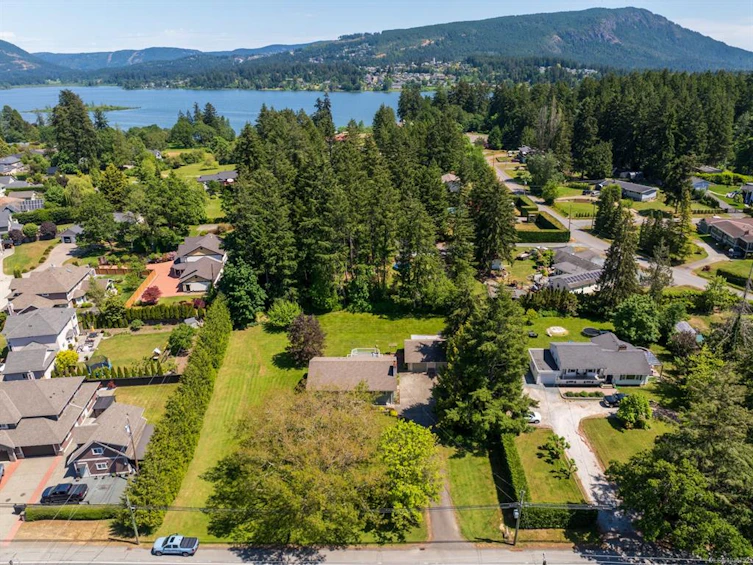 6067 Lakes Road, Duncan, BC, V9L 4J3 - 4