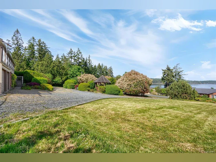 1421 Seaspray Boulevard, Nanaimo, BC, V9X 1P5 - 50