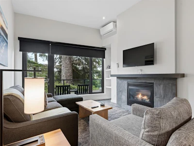 103-596 Marine Drive - 2