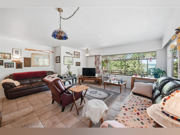 369 Baker Road, Ladysmith, BC, V9G 1X1 - 6