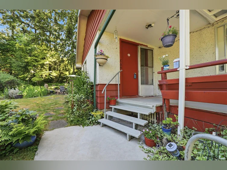 369 Baker Road, Ladysmith, BC, V9G 1X1 - 32