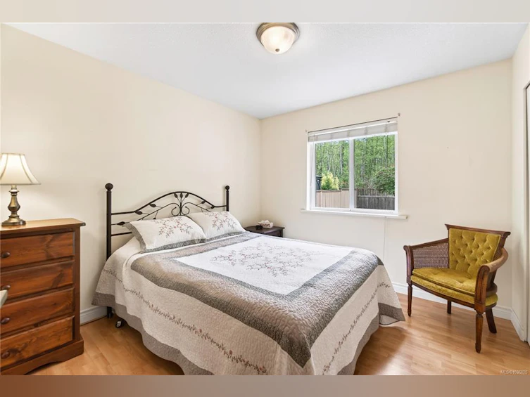 6056 Garside Road, Nanaimo, BC, V9T 6H9 - 8