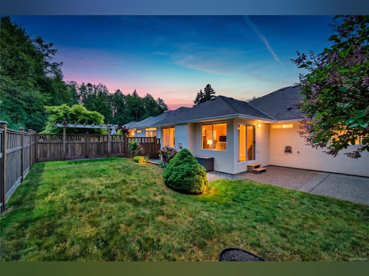 6056 Garside Road, Nanaimo, BC, V9T 6H9 - 40