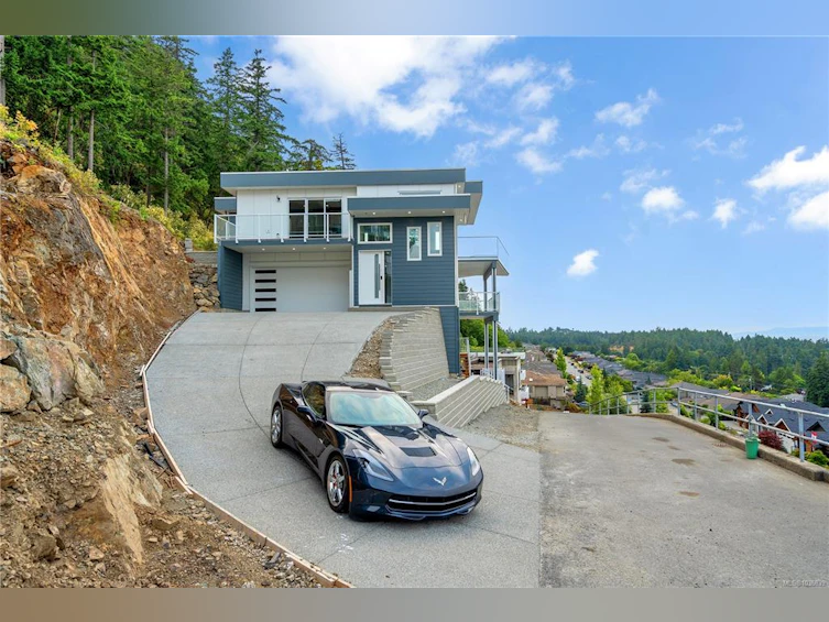 3875 Gulfview Drive, Nanaimo, BC, V9T 6E2 - 2