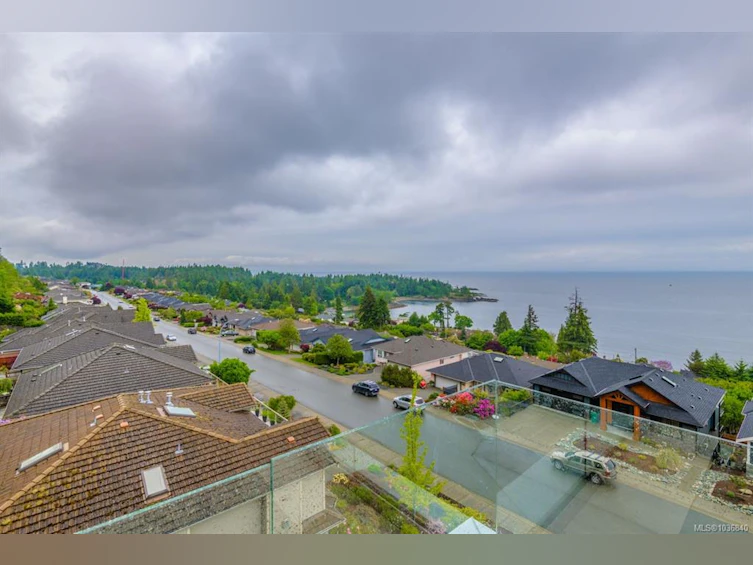3887 Gulfview Drive, Nanaimo, BC, V9T 6E2 - 48