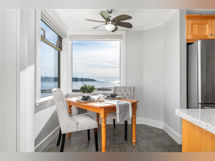2203-27 S Island Highway, Campbell River, BC, V9W 1A2 - 5