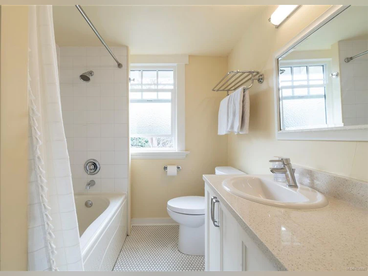 2663 Orchard Avenue, Oak Bay, BC, V8S 3B4 - 20