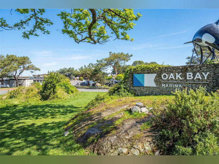 2663 Orchard Avenue, Oak Bay, BC, V8S 3B4 - 49