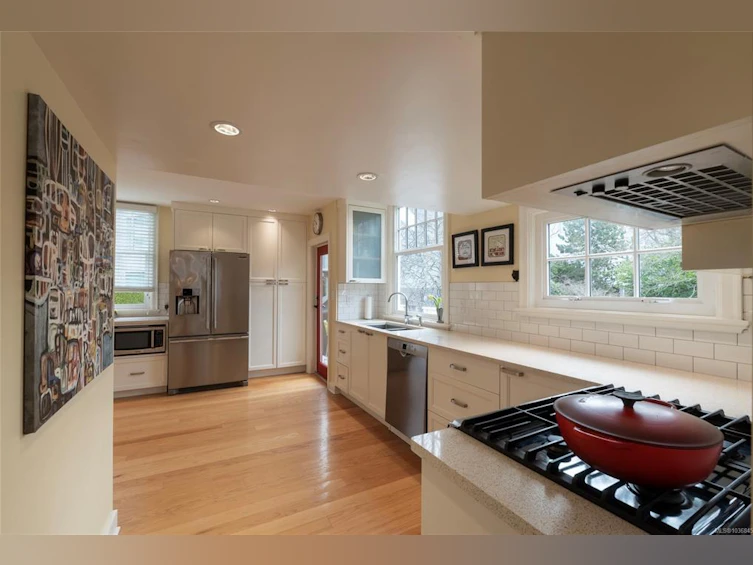 2663 Orchard Avenue, Oak Bay, BC, V8S 3B4 - 18